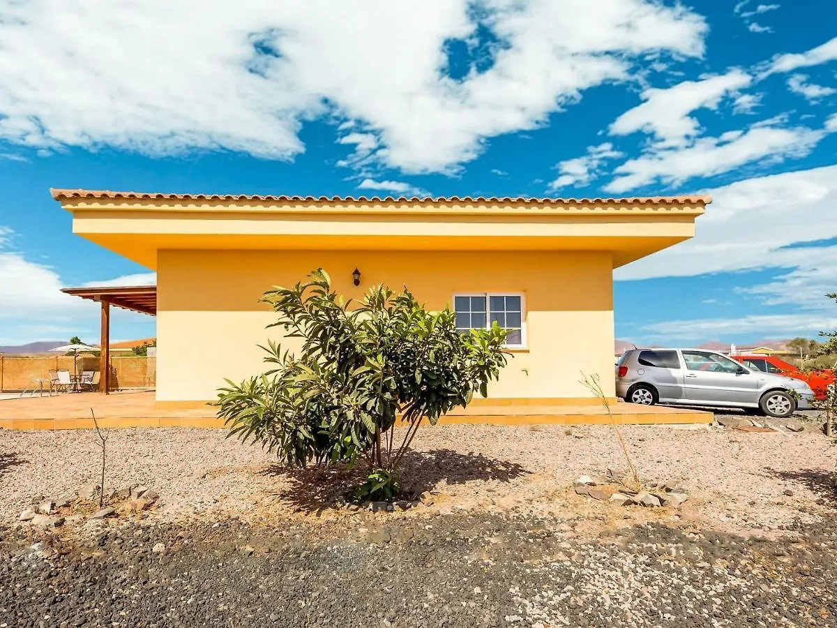 Belvilla By Oyo Chalet En Tuineje Para 6 Personas 0*,  España